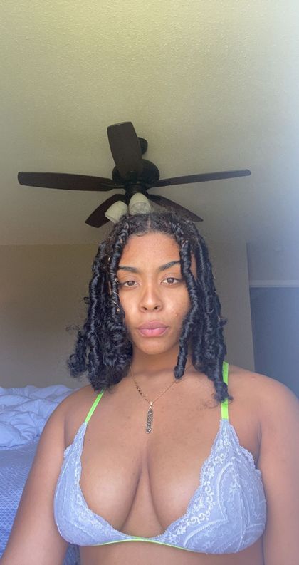 aylluv OnlyFans picture