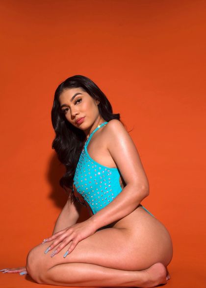 yogirlriiah OnlyFans picture