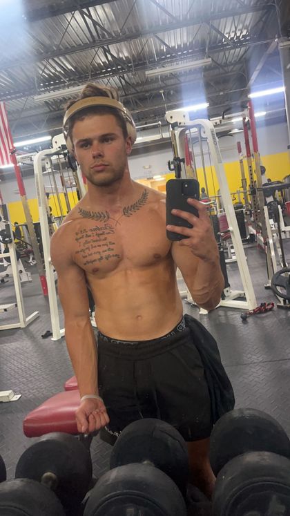 u54955998 OnlyFans picture