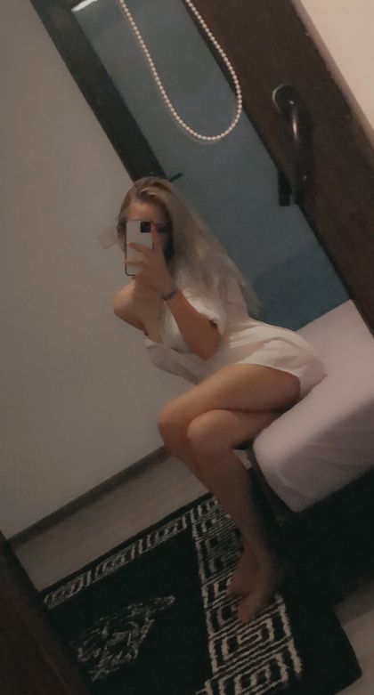 alice2108 OnlyFans picture