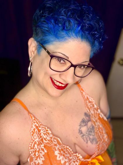 violetvstorm76 OnlyFans picture