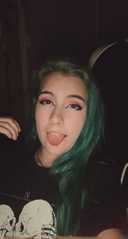 emo.rave.queen OnlyFans picture