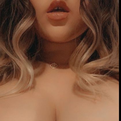 veronicaluv_reyes OnlyFans picture