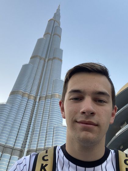 u37053946 OnlyFans picture