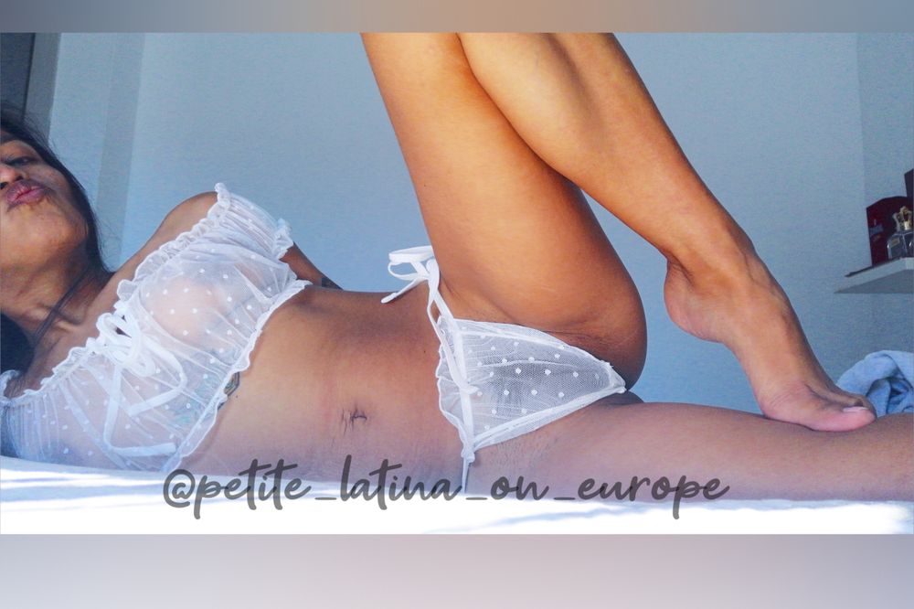 petite_latina_on_europe OnlyFans profile picture