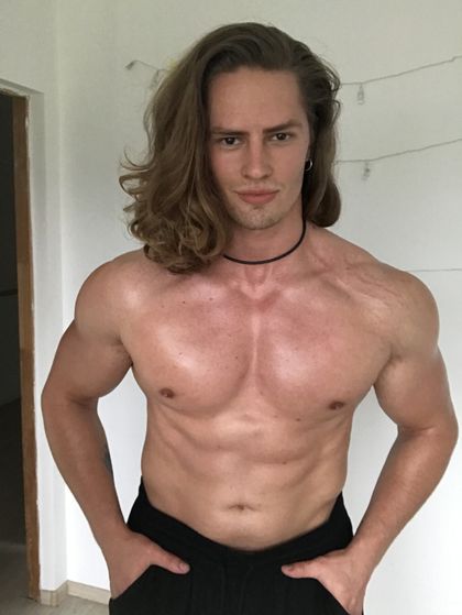 elijahstrong OnlyFans picture