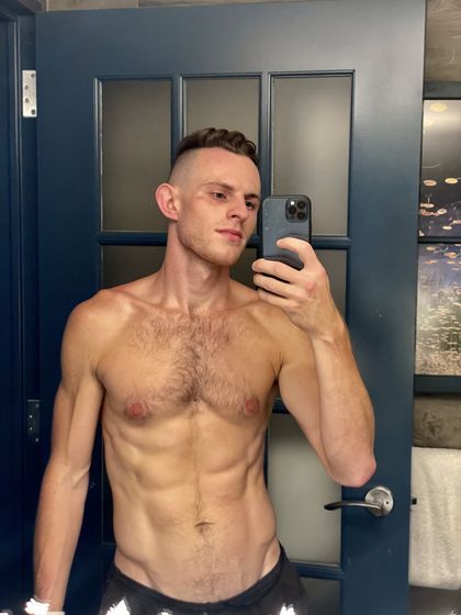 damagedbttm OnlyFans picture