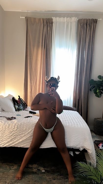 youngnini OnlyFans picture