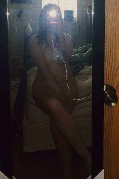 alliemaie OnlyFans picture