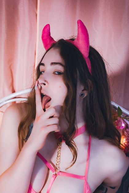 minalf OnlyFans picture