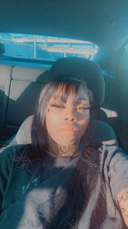 moneymakinb23 OnlyFans picture