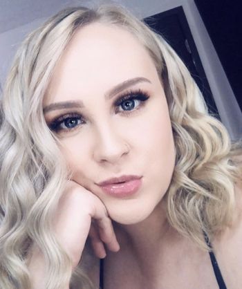 kimmykahtt OnlyFans - Stats, Graphs, Photos & Profile Comparisons