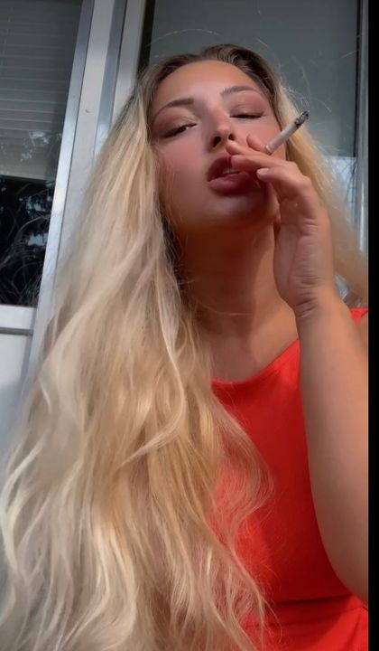 elvina_lale OnlyFans picture