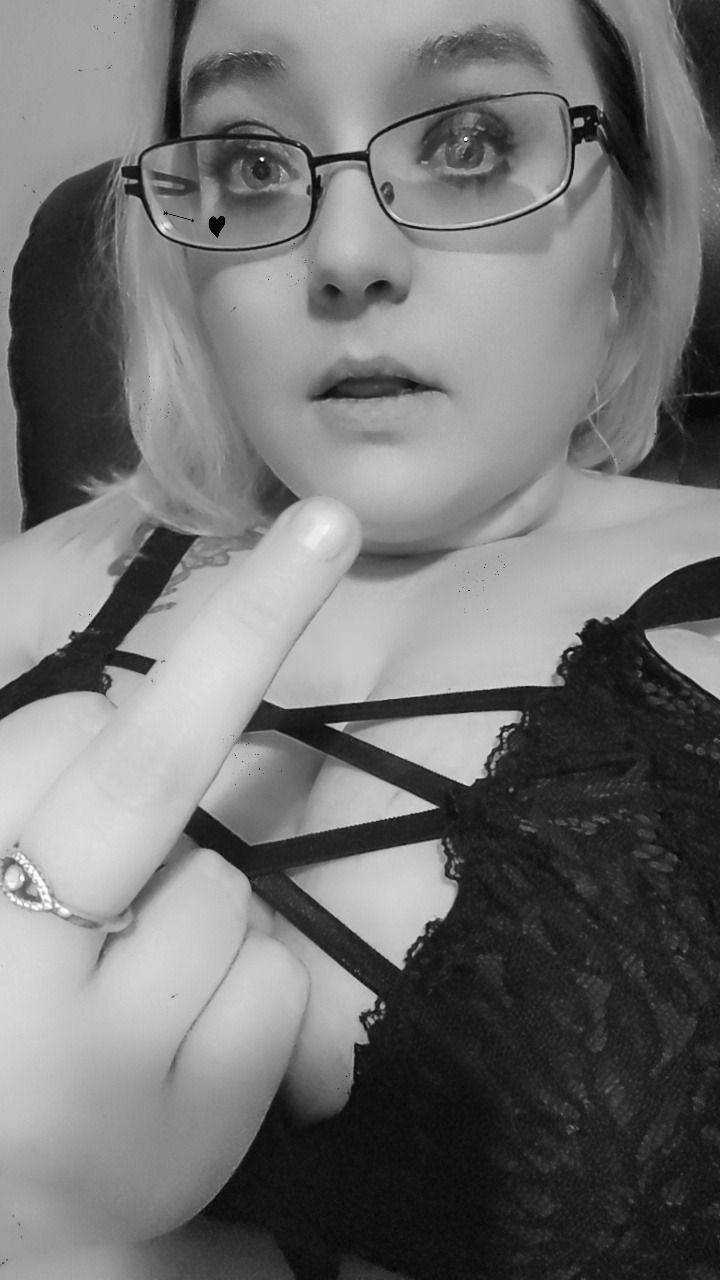 queenbitxhbrat OnlyFans profile picture