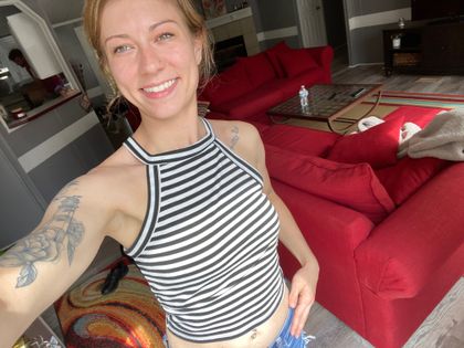 sexylittleprincess12 OnlyFans picture