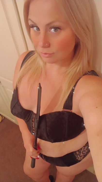 high-heeledvixen OnlyFans picture