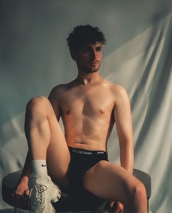 Simon Shy
