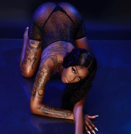 y0urfav0rite OnlyFans picture