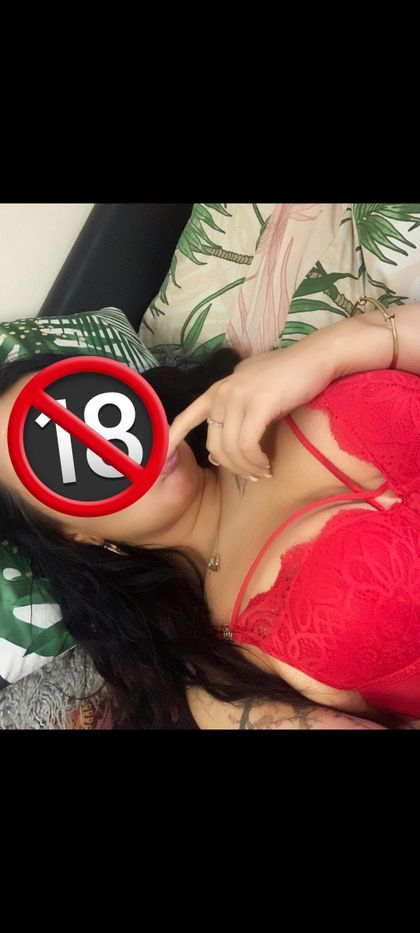 ukbrunettebaddie OnlyFans picture