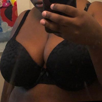 taalia OnlyFans picture