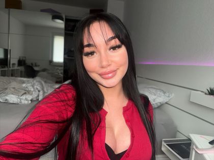 deine-luna OnlyFans picture