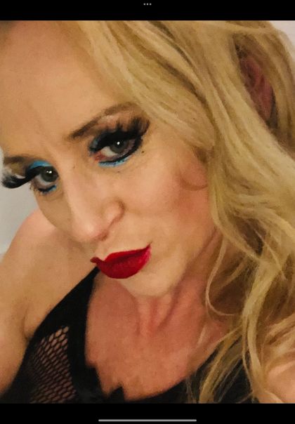 ellawilde OnlyFans picture