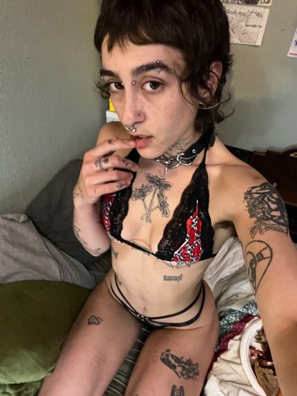 raexxx OnlyFans picture