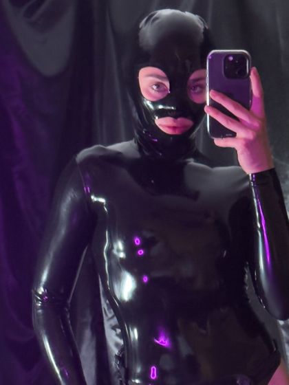 d0ubletr0uble69 OnlyFans picture