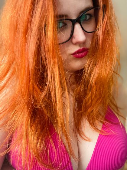red_scarlet2 OnlyFans picture