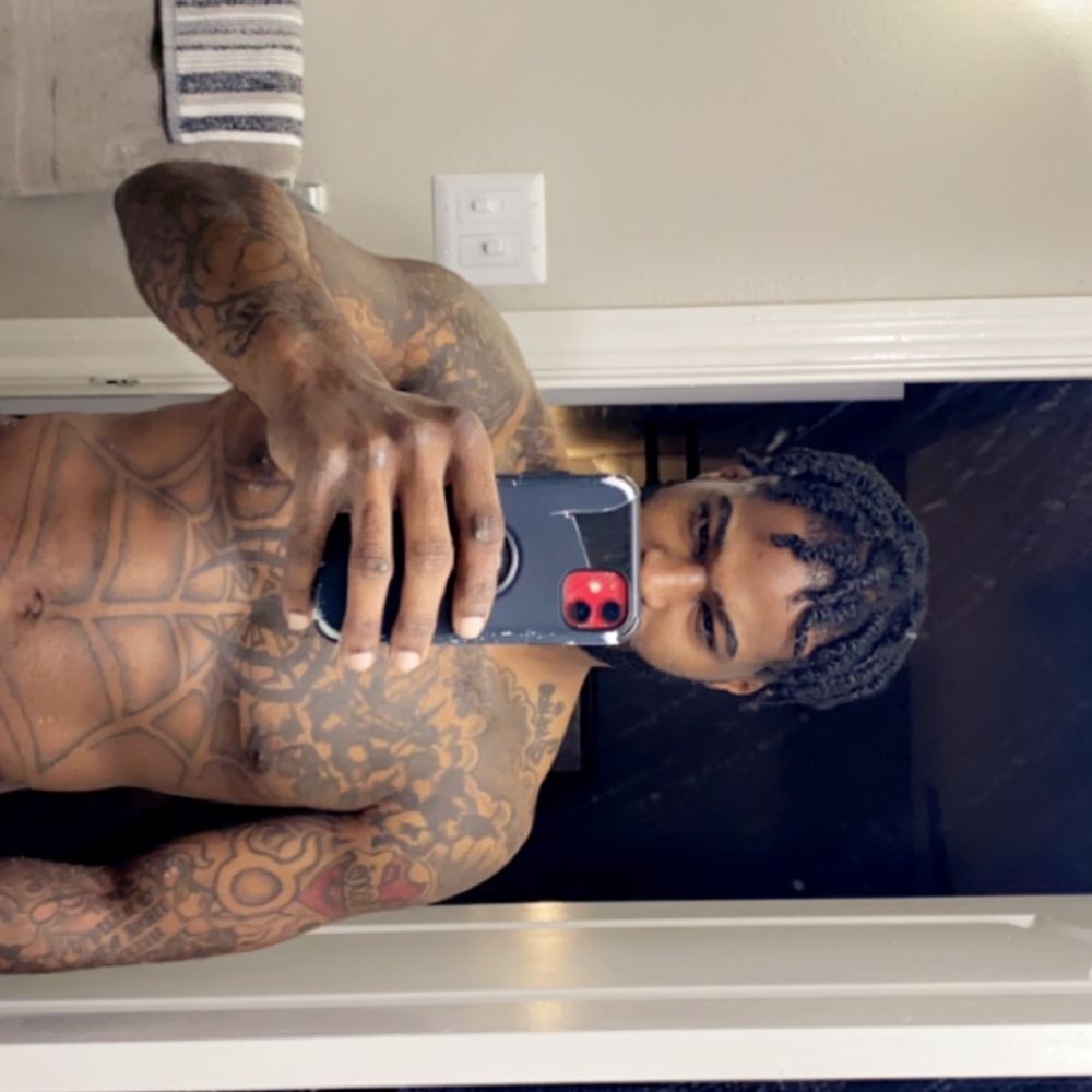nineross OnlyFans profile picture