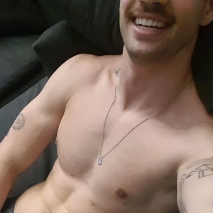 bruselling OnlyFans picture