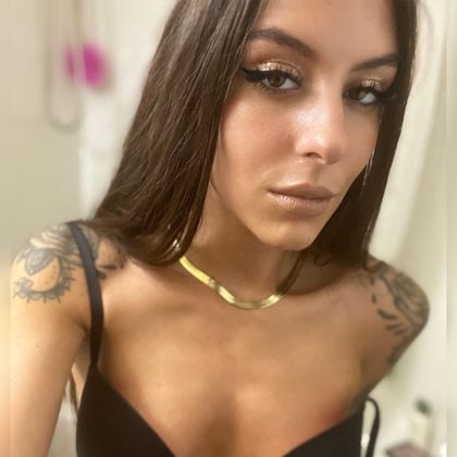 petitekrissybby OnlyFans picture