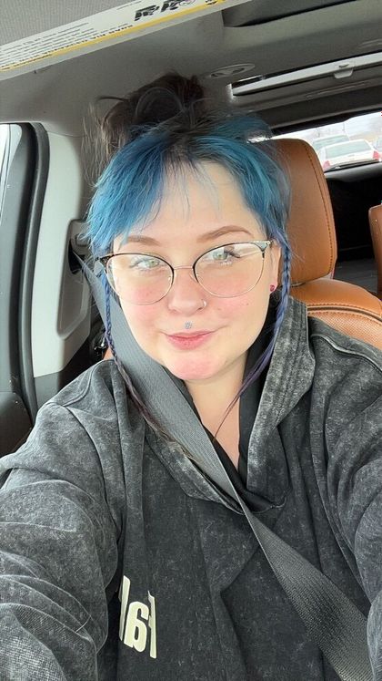 aurora13xox OnlyFans picture