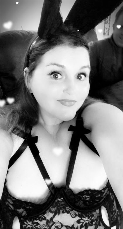 naughtyhunnybunny OnlyFans picture