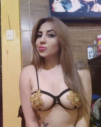 Adriana Dávila