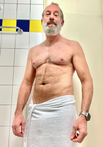 mature-hairy OnlyFans picture