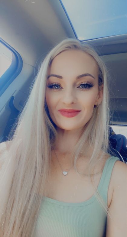 haley1990 OnlyFans picture