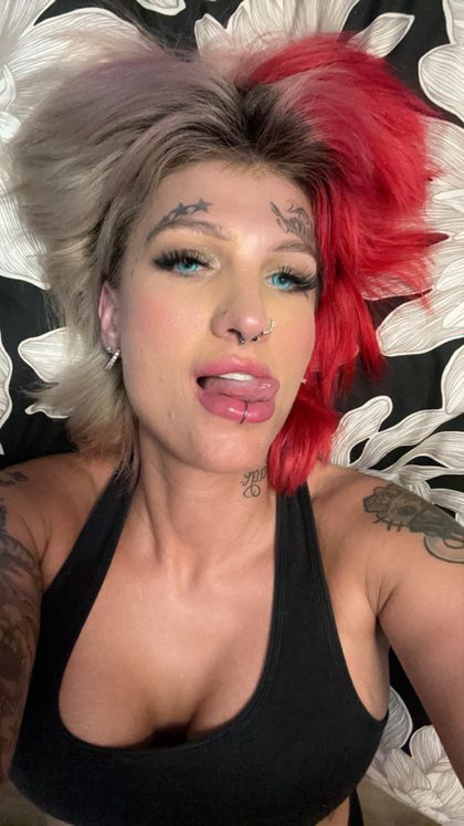 alexxamakeitrayne OnlyFans picture