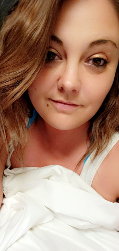 Best Hot Ohio OnlyFans Accounts | FansMetrics.com