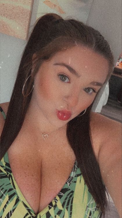 lusty-n-busty OnlyFans picture