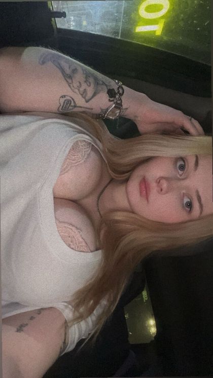 sweetpeasierraaa OnlyFans picture