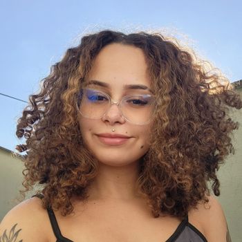 ellaxblair OnlyFans - Free Trial - Photos - Socials | FansMetrics.com