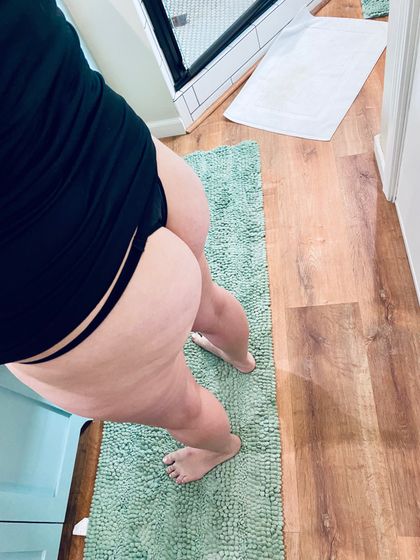 fun1sizewifefree OnlyFans picture