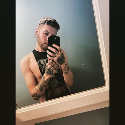 andrewkbernard OnlyFans picture