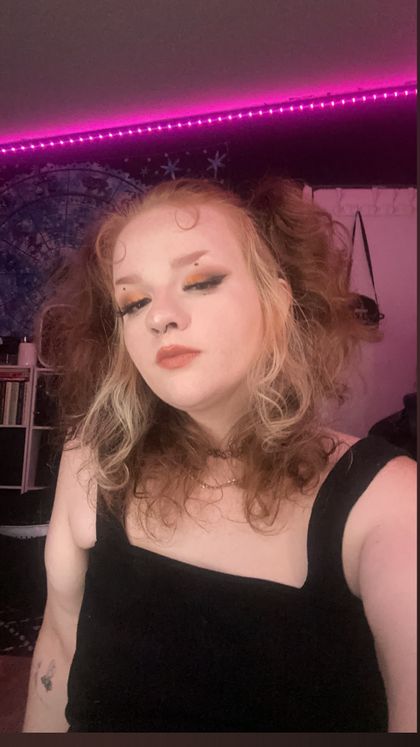 whotfreadsthis OnlyFans picture