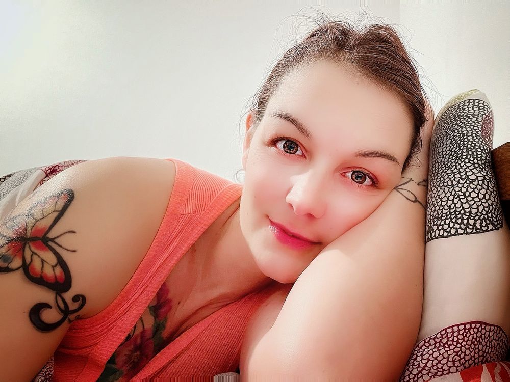 rainbowvioletpaid OnlyFans profile picture