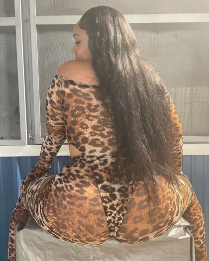 teeshsofine OnlyFans picture
