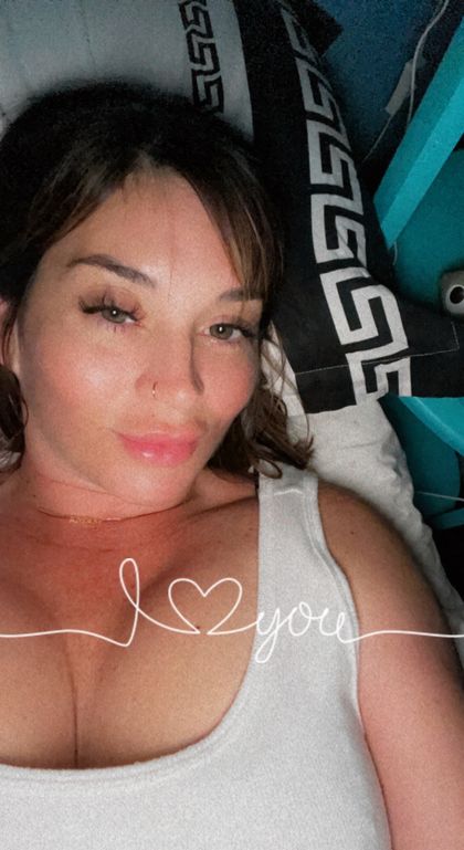 pretty4u52 OnlyFans picture