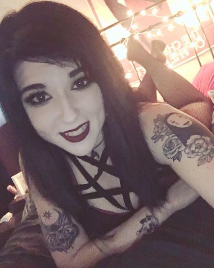 spookyfeet33 OnlyFans picture