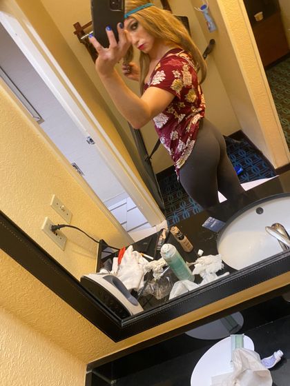 yummmy44 OnlyFans picture